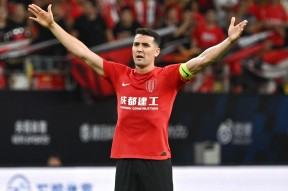 亚冠转会期再迎强敌，巴塞罗那远射贴柱，主帅态度：媒体盛赞，纪律约束更严格的简单介绍-爱游戏全站登录